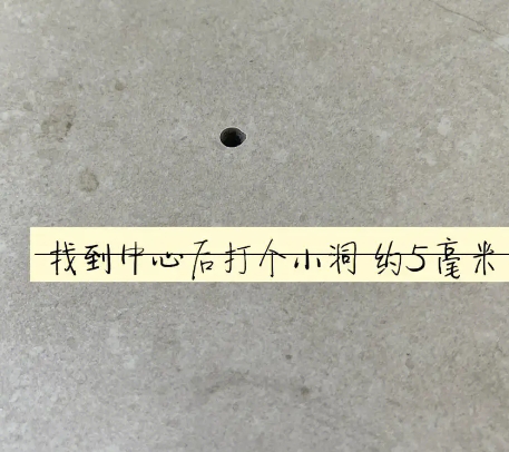 东光瓷砖空鼓维修公司专业解答在瓷砖铺贴过程中，如果砂料搅拌不均匀，将会带来以下问题